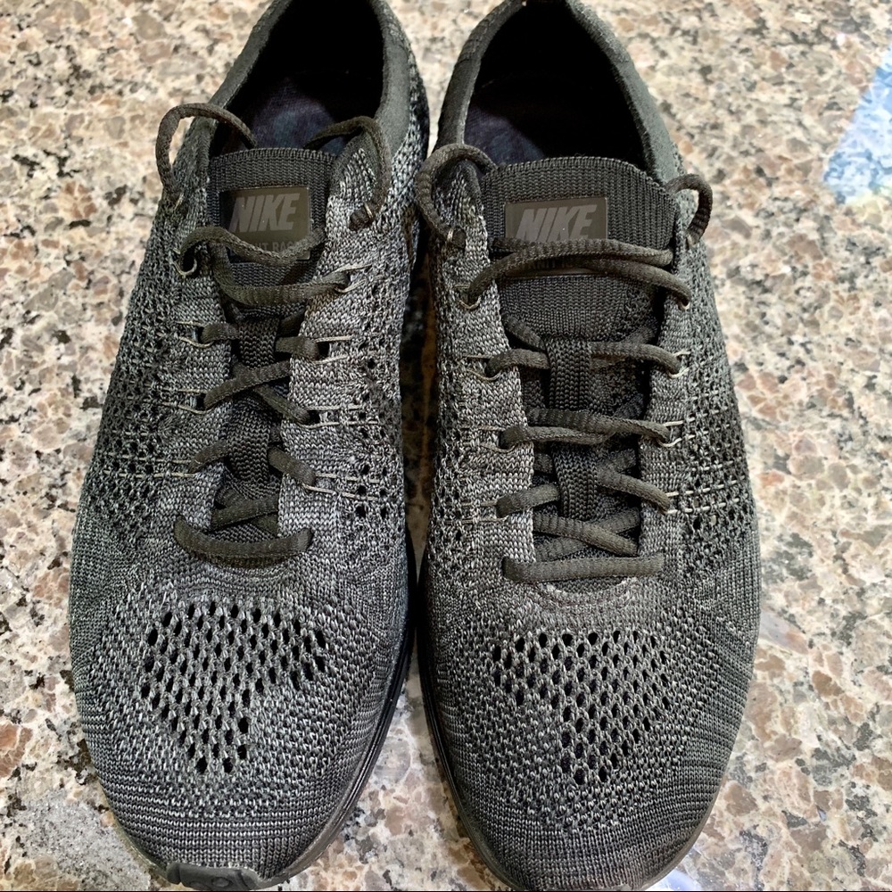 Nike Flyknit Racer Running Shoe - Black Unisex - Picture 3 of 5